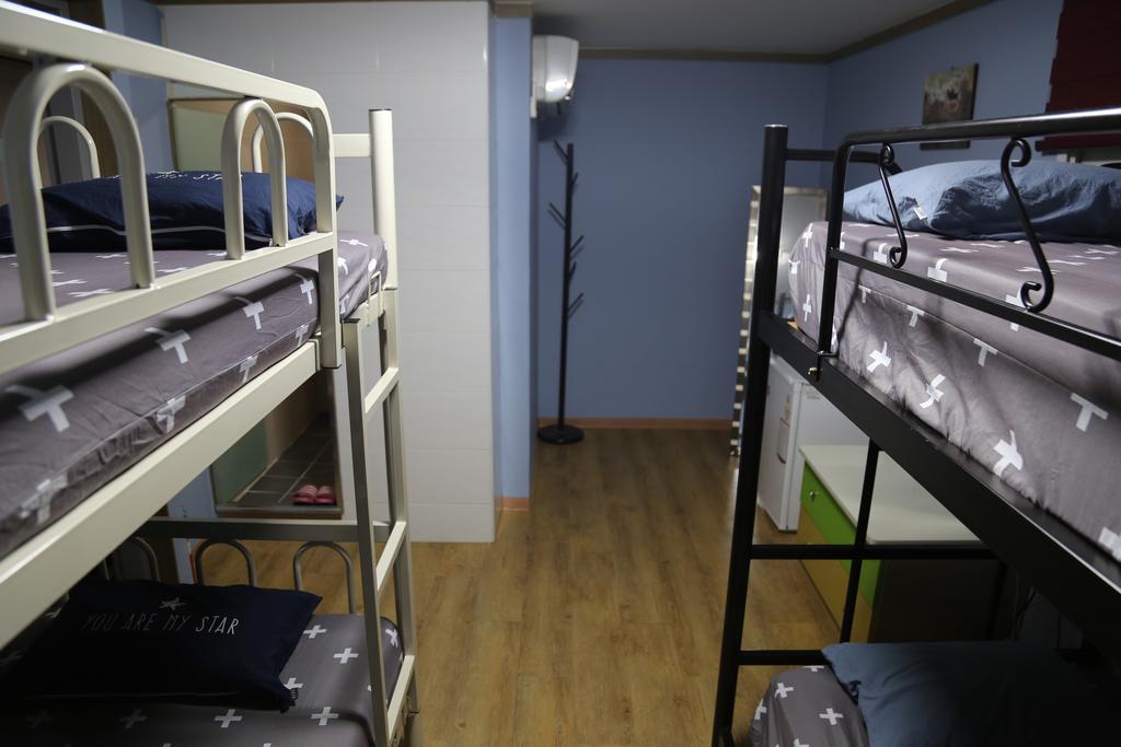 Feliz Guesthouse, Seoul Station Экстерьер фото